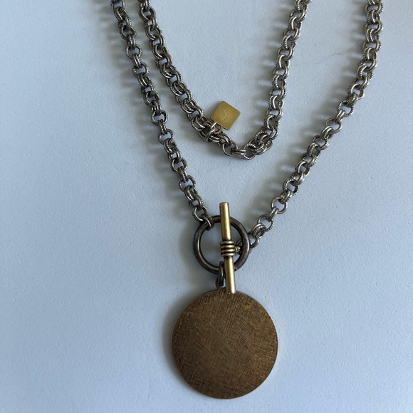 John Wind Toggle Sorority Gal M Initial Necklace - Picture 3 of 8